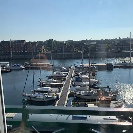 Apartment Liverool Dockside Apartment