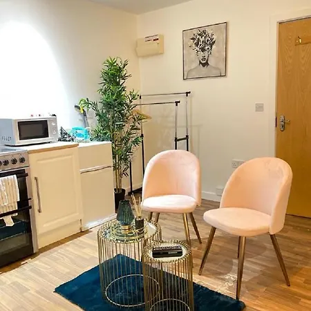 Apartmanhotel Citynights With Free Parking *