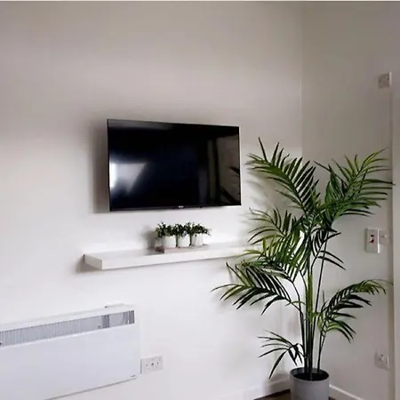 Citynights With Free Parking Apartmanhotel