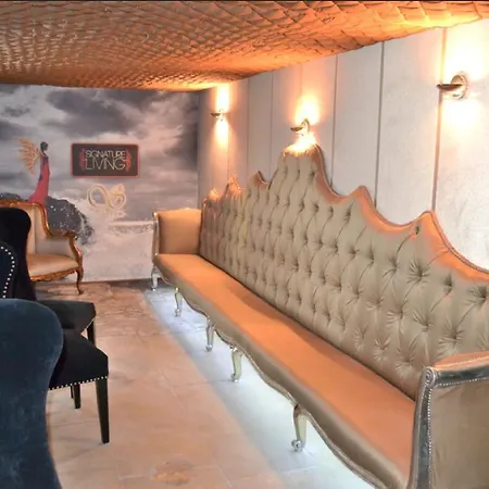 Signature Living Отель 4*