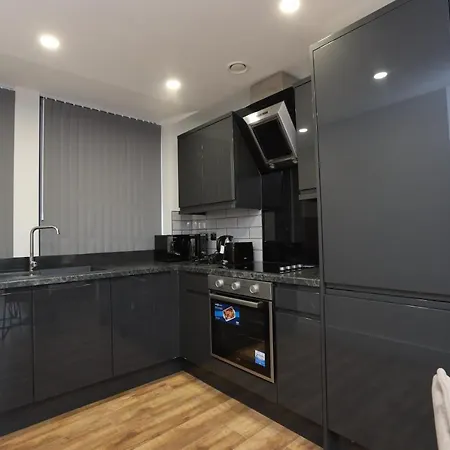 Concert Square By Happy Days Apartment