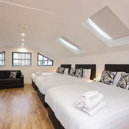Concert Square By Happy Days Apartment Liverpool