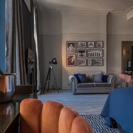 62 Castle Street 4* Liverpool