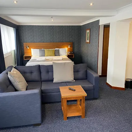 Hotel The Liner At 3*