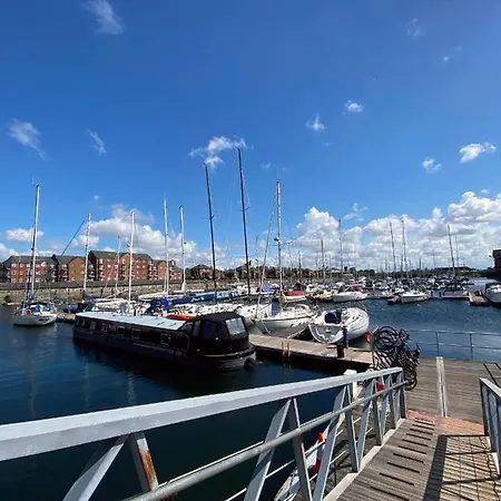 Djinn Palace By Serviced Living Båthotell Liverpool