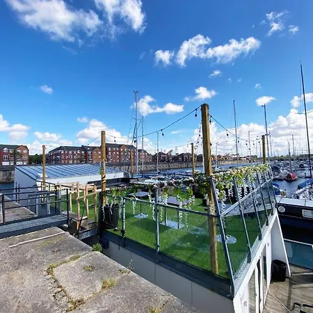Djinn Palace By Serviced Living Båthotell Liverpool