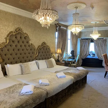30 Street 4* Liverpool