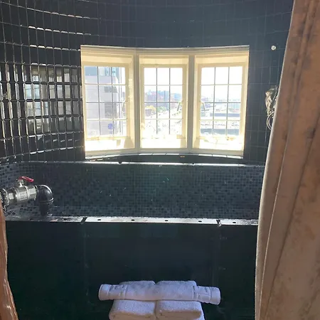Hotel 30 Street 4*