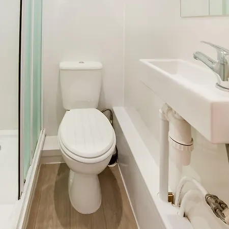 Oyo Palatine 2*