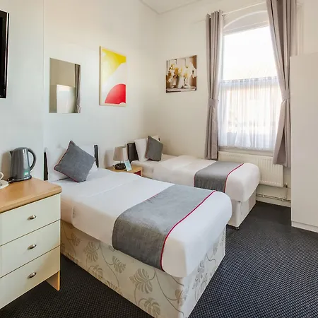 Herberg Oyo Palatine 2*
