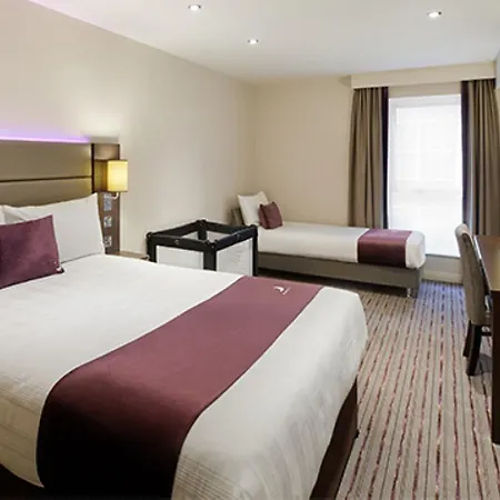 Premier Hotel 3*