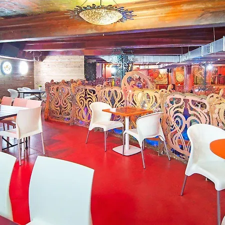 Oyo Grand