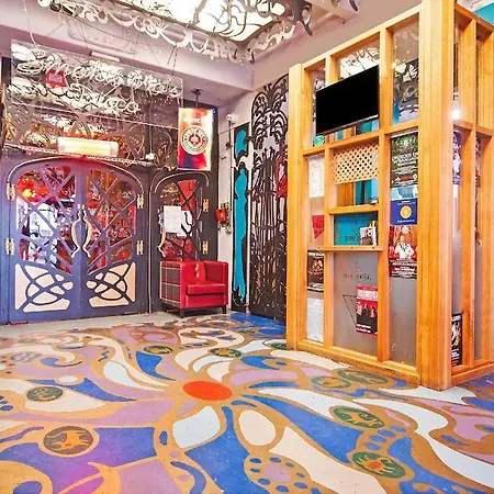 Hotel Oyo Grand 3*