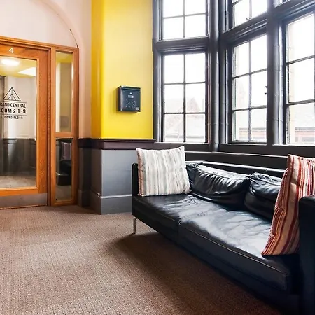 Oyo Grand Liverpool