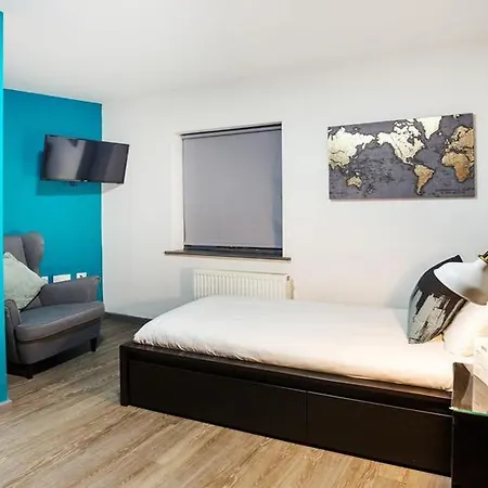 Oyo Grand Hotel 3*