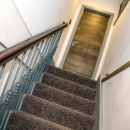 Διαμέρισμα Base Serviced - Sir Thomas Street *