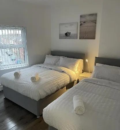 Hotell County Road 4*