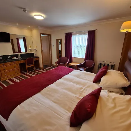 The Royal 3* Crosby (Merseyside)