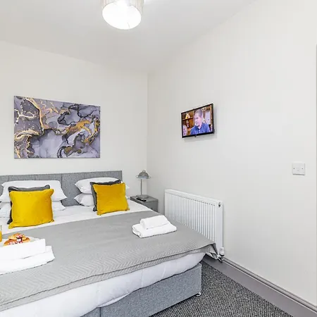 Holiday home 3 Bedroom Liverpool