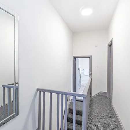 Holiday home 3 Bedroom Liverpool