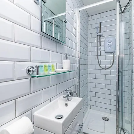 3 Bedroom * Liverpool