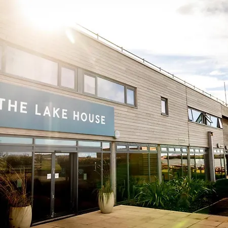 The House Hotel *