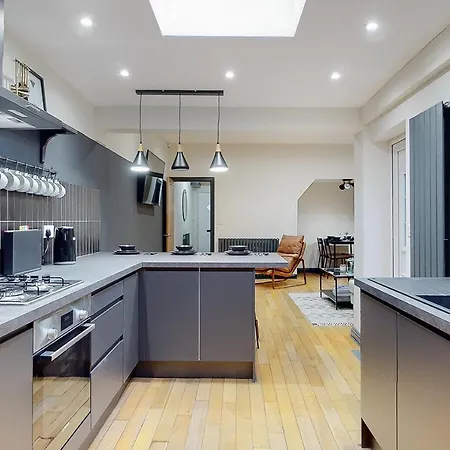 Wrights Terrace - Air Host And - 4 Bedroom Holiday home