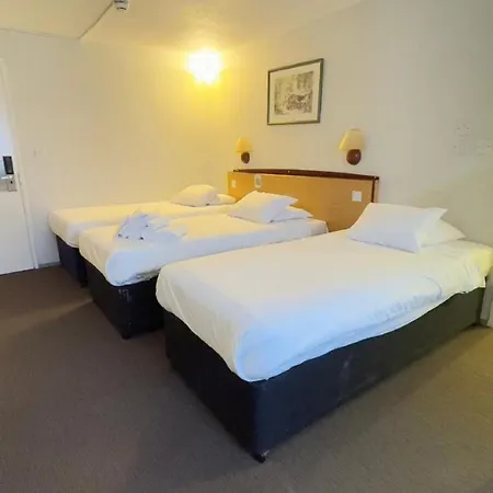 Campanile Hotel 3*