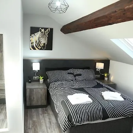 Apartment Kensington Luxury Living