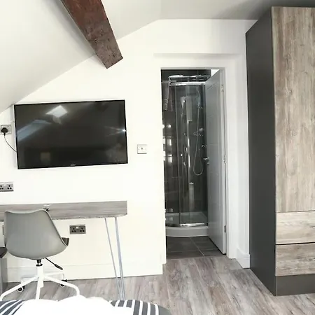 Kensington Luxury Living * Liverpool