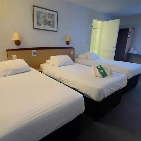 Hotel Campanile 3*