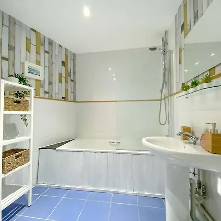 One Beautifully Presented 2 Bedroom Liverpool