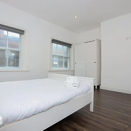 L1 Boutique By Happy Days Apartment Liverpool