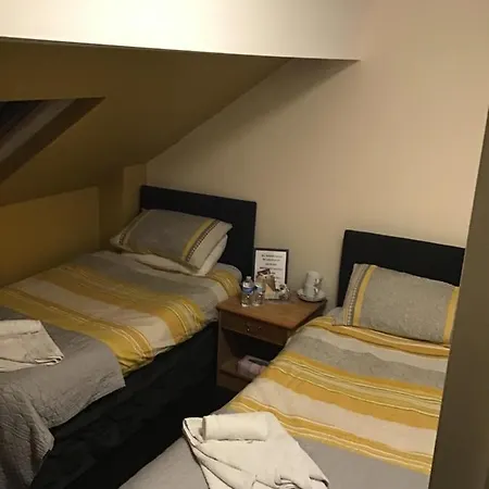 The Old Stanley Arms Bed & Breakfast *