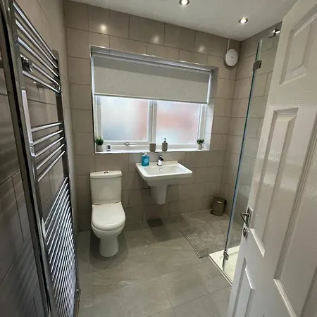 Watford Road House *