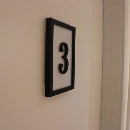 Dockside Hostel *