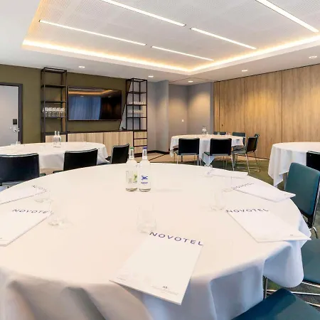 Novotel Paddington Village Hotel