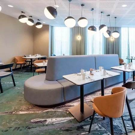 Hotel Novotel Paddington Village 4*