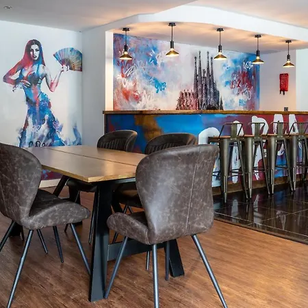 The Bling By Ustay Apartamento