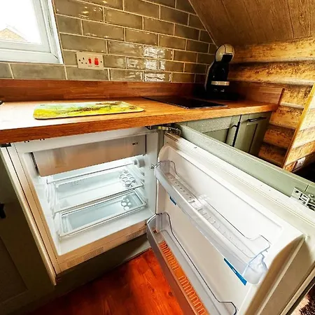 Squirrel Hideaway In Formby Apartamento