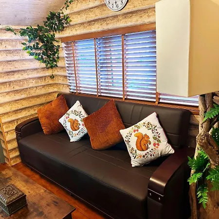 Squirrel Hideaway In Formby Apartamento Liverpool