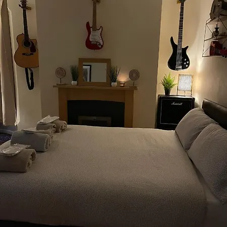 Guest house In Family Near Penny Lane *