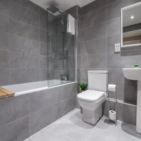 Apartment Host & - Duke Street Abode *