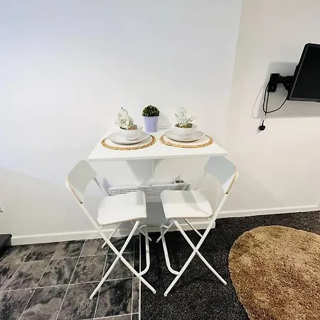 Vintage Loft Escape