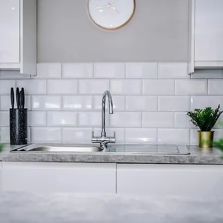 Host & - Duke Street Abode *