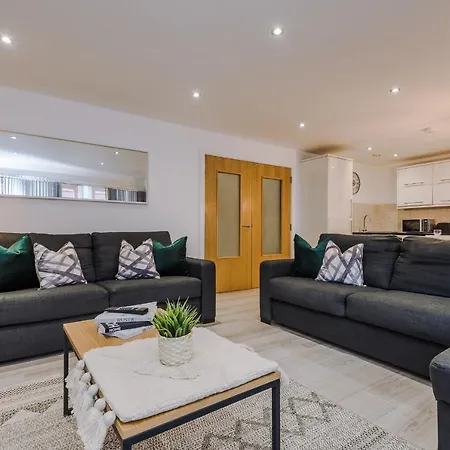 Holiday home Host & - Knight Street Place