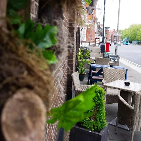 Blackburne Arms ,24 Catharine Street Ливерпуль