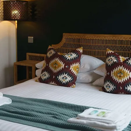 Blackburne Arms ,24 Catharine Street Отель