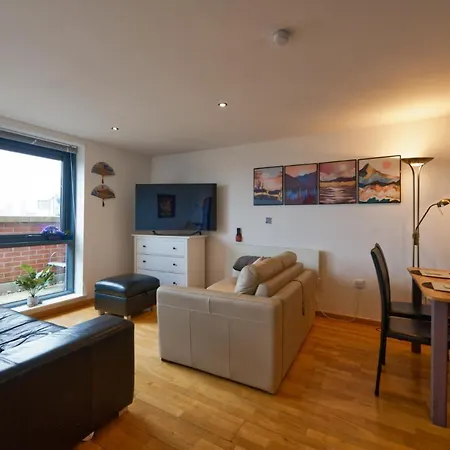 Sidemersey Livings- Convenient 1-bedroom Flat With A View, * Liverpool