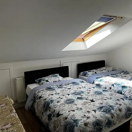 Jey's Flat Homestay